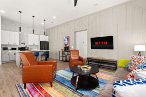 Modern Home Nr Dt, River Walk, Alamo Wifi Games